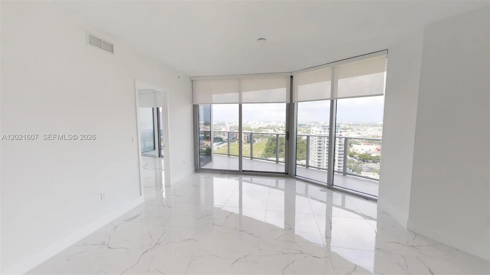 488 NE 18th St # 2401, Miami FL 33132