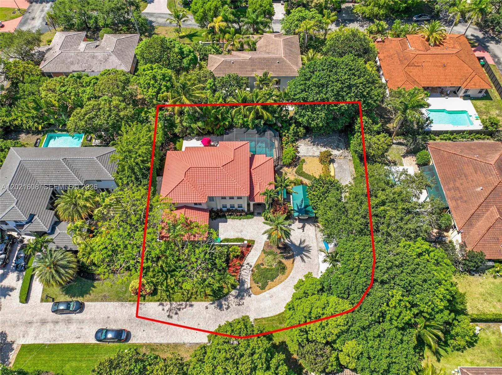 8204 SW 171st St, Palmetto Bay FL 33157