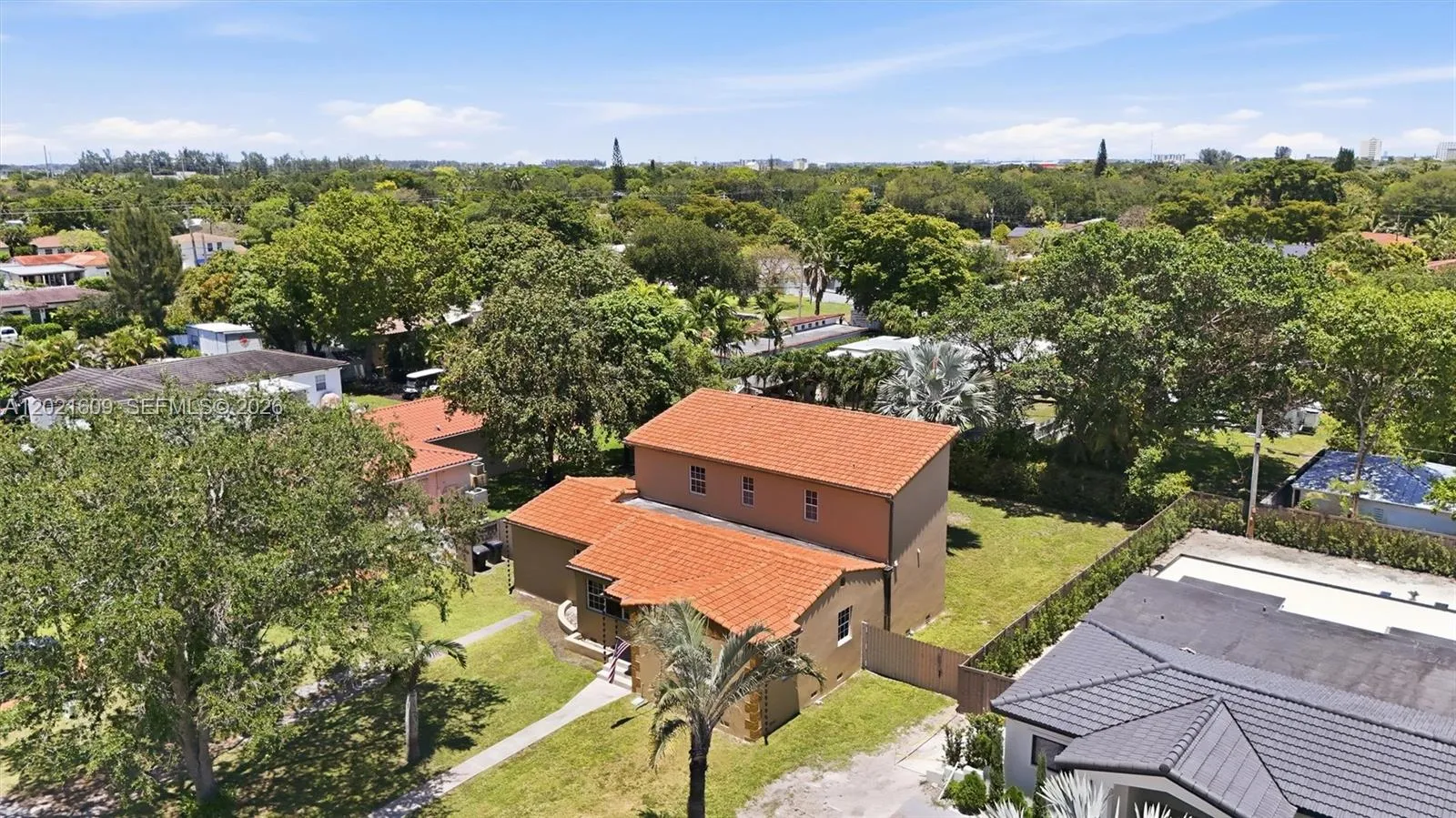 245 Lenape Dr, Miami Springs FL 33166