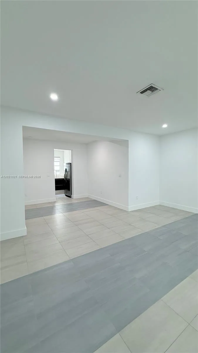 2021 Meridian Ave # 6, Miami Beach FL 33139