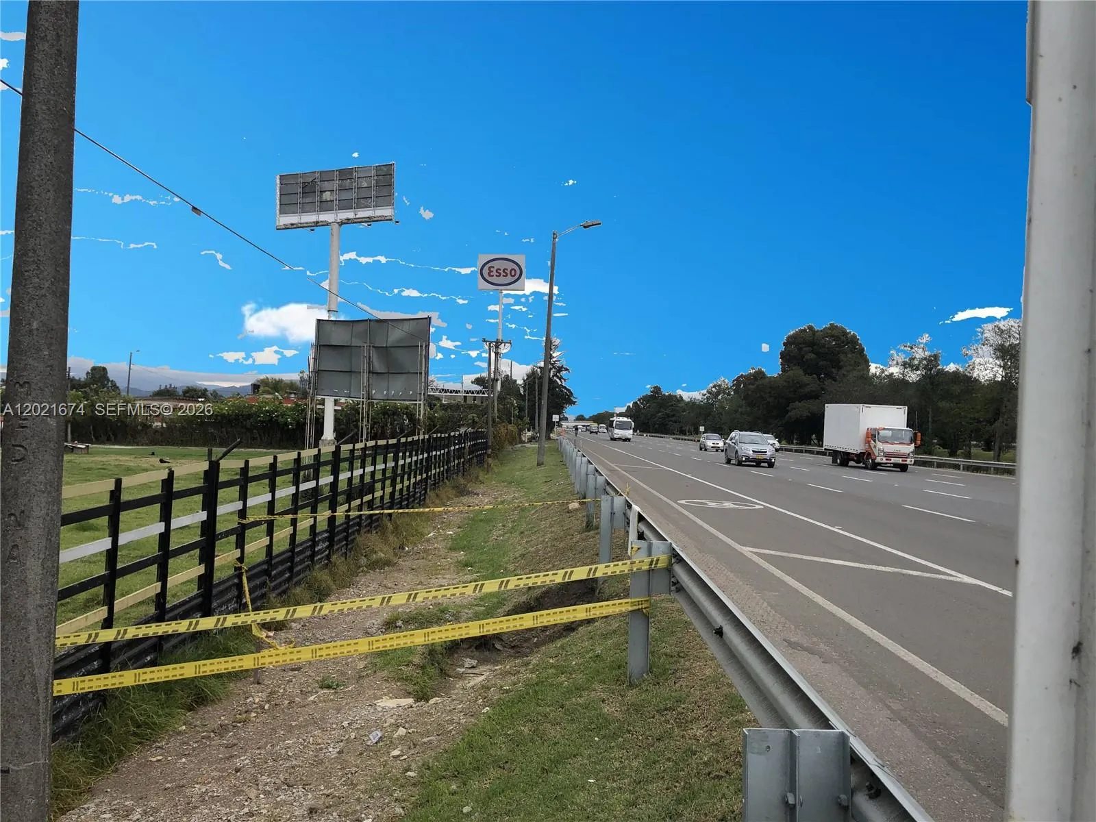 Autopista del Norte Bogota - Chia, Colombia, FL