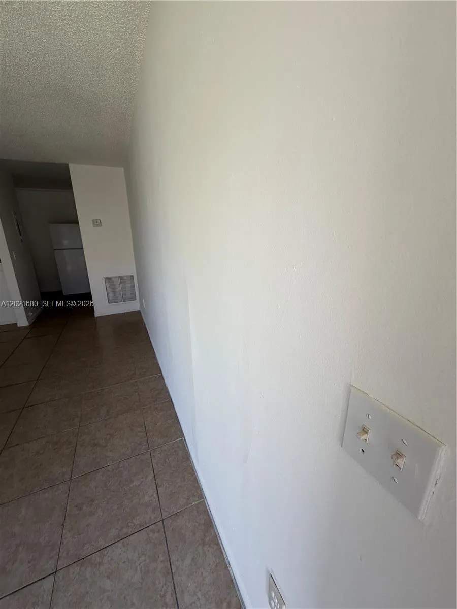 1491 NW 22nd Ct # 3, Fort Lauderdale FL 33311