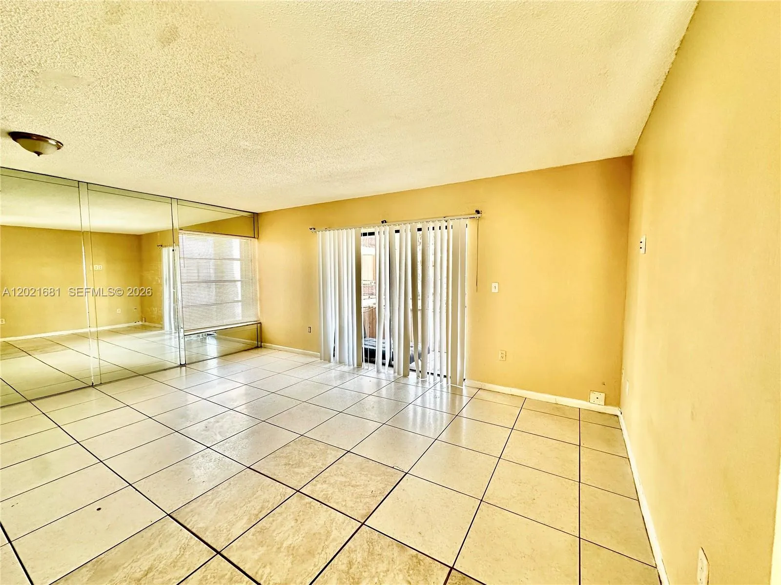 17650 NW 68th Ave # A2005, Hialeah FL 33015
