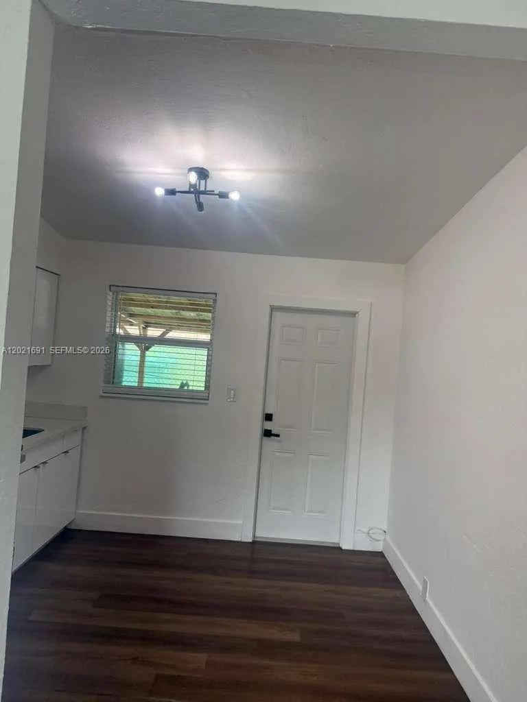 2029 Washington Ave # 1, Opa-Locka FL 33054