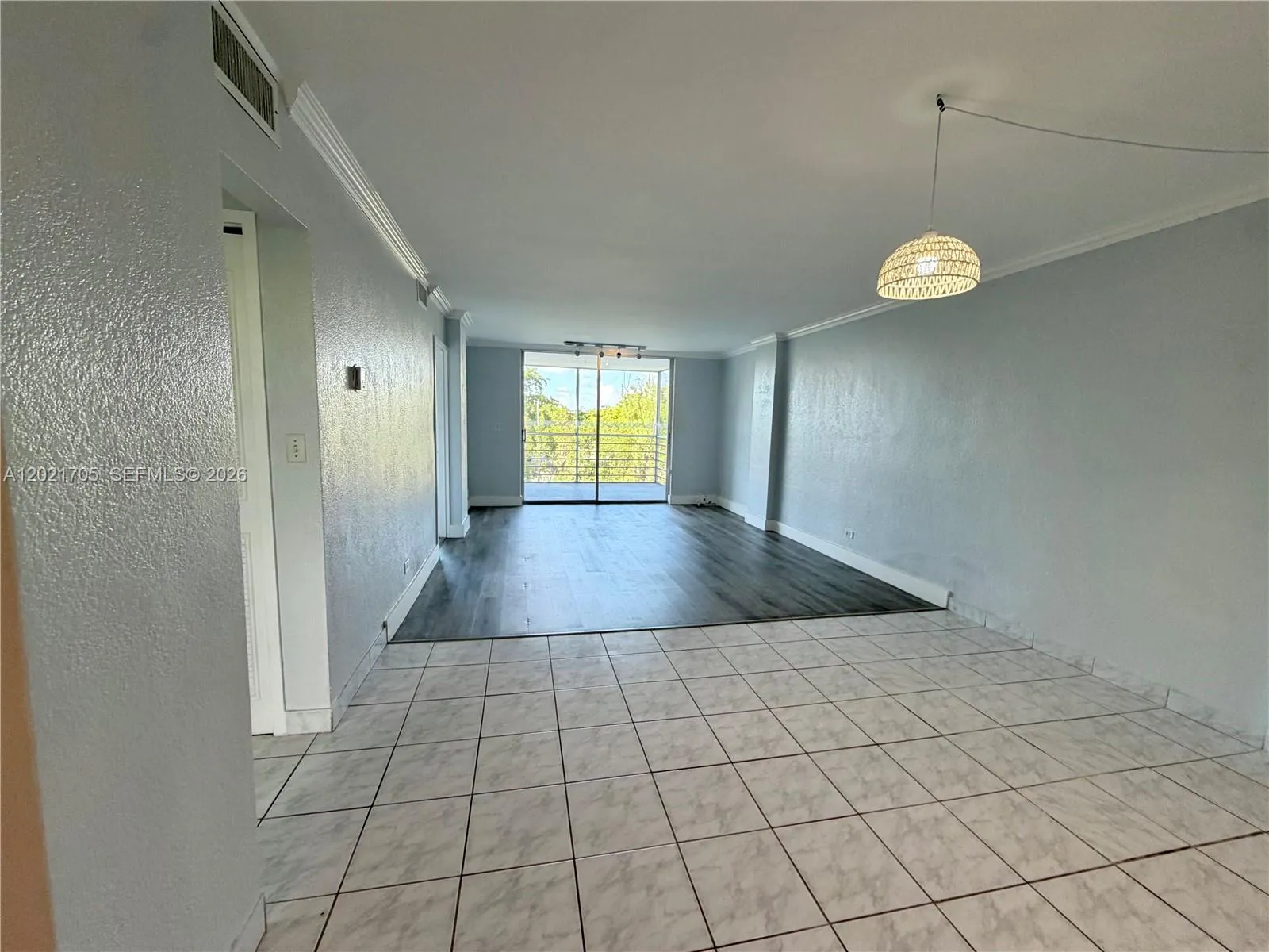 3660 NE 166th St # 414, North Miami Beach FL 33160