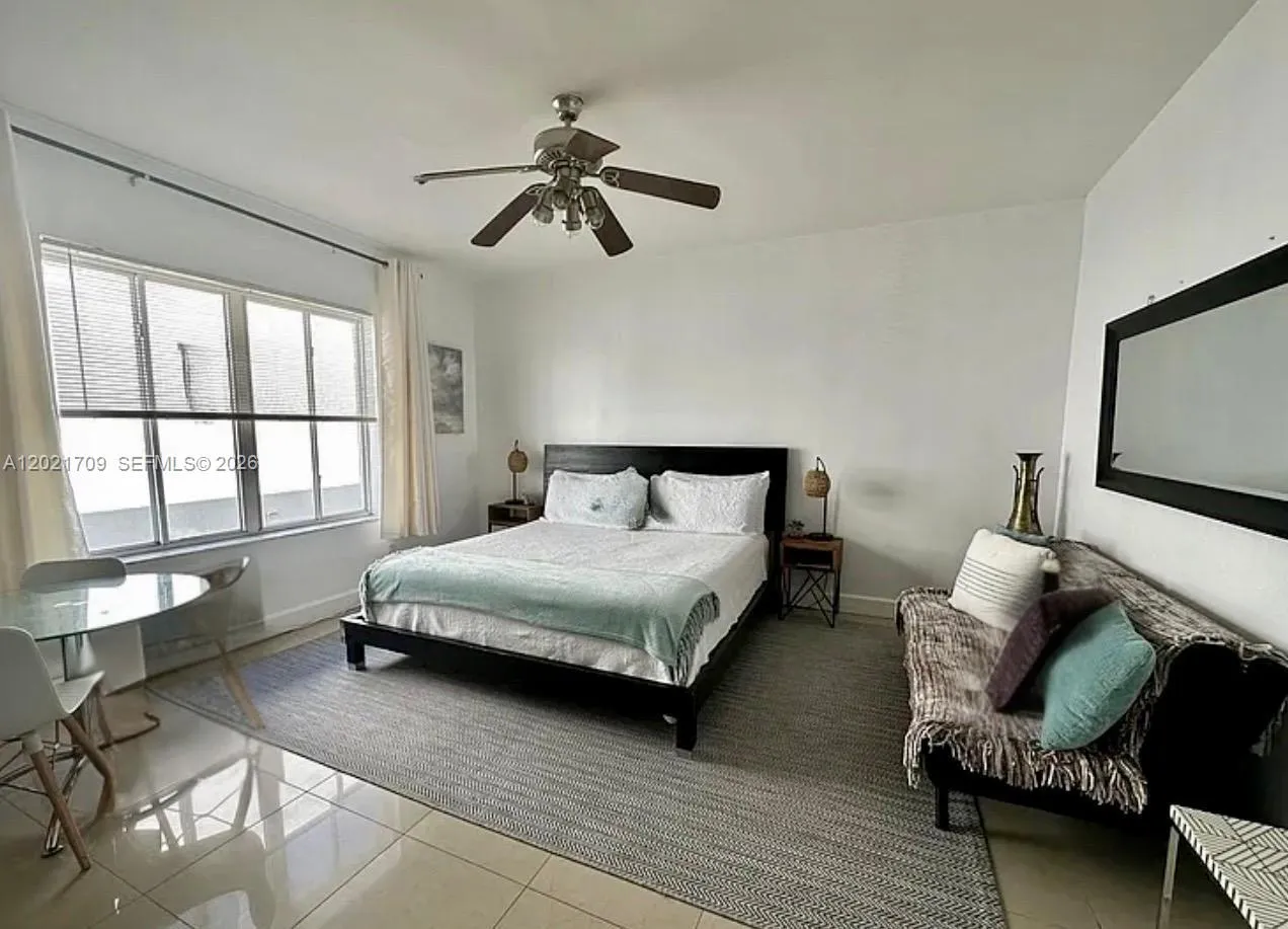3700 Collins Ave # 306, Miami Beach FL 33140