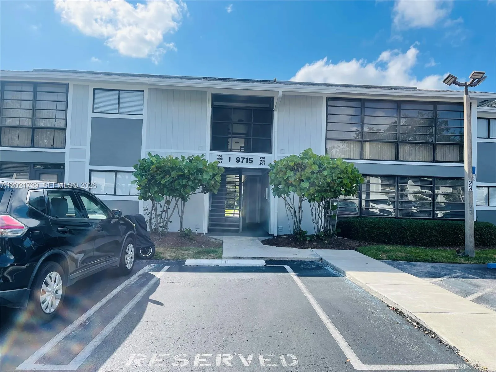 9715 Hammocks Blvd # 103, Miami FL 33196