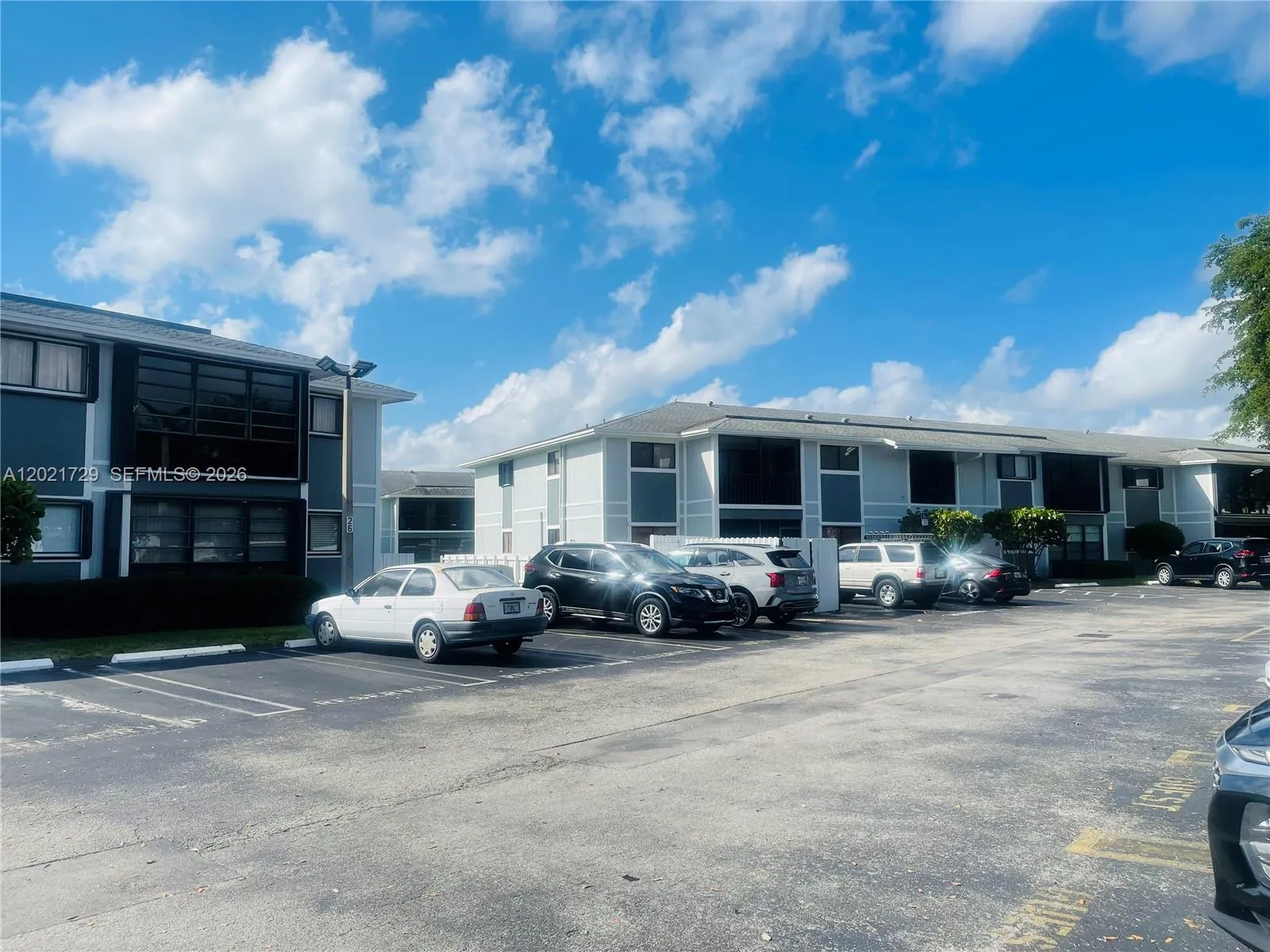 9715 Hammocks Blvd # 103, Miami FL 33196