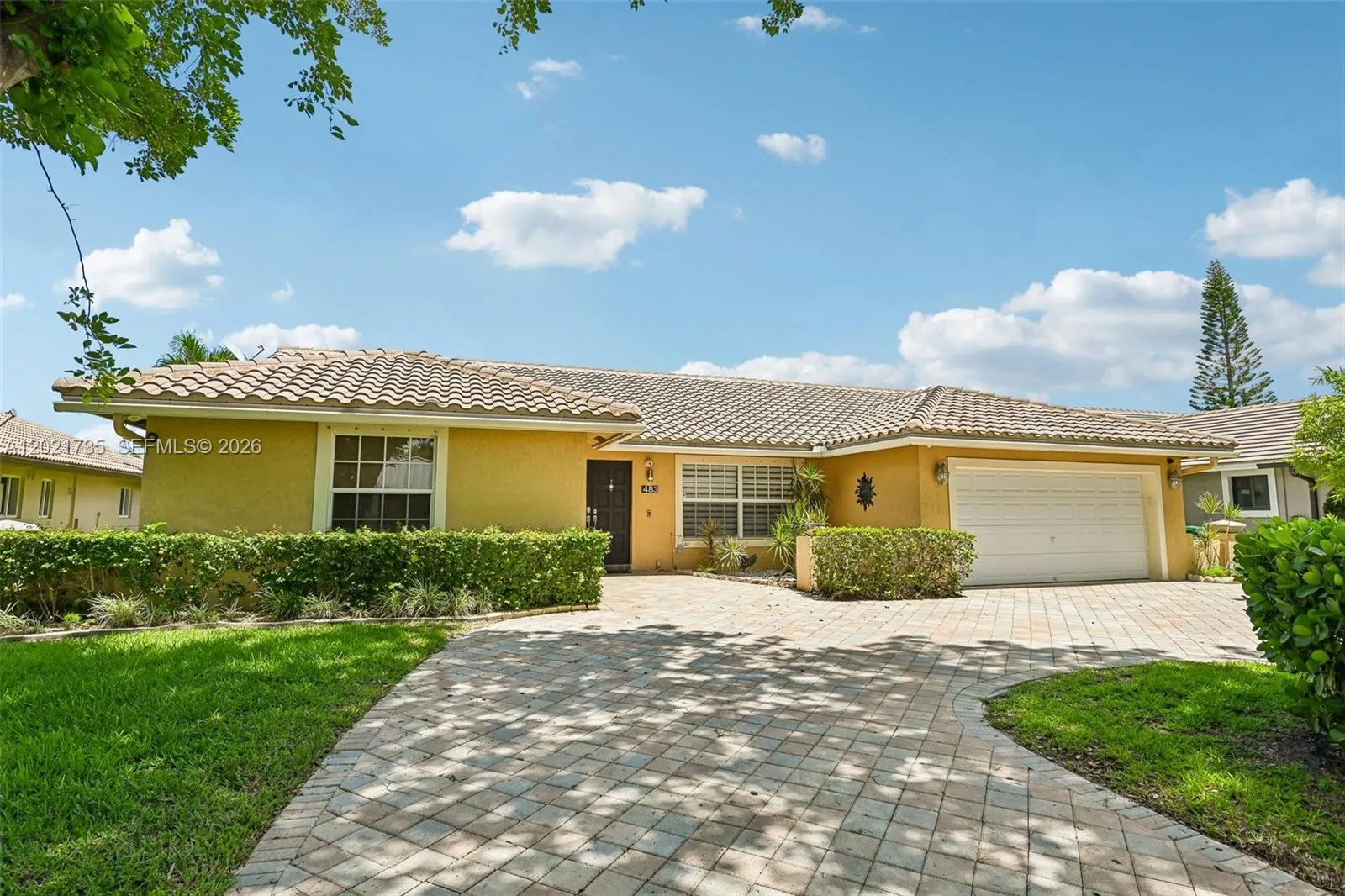 483 NW 107th Ave, Coral Springs FL 33071