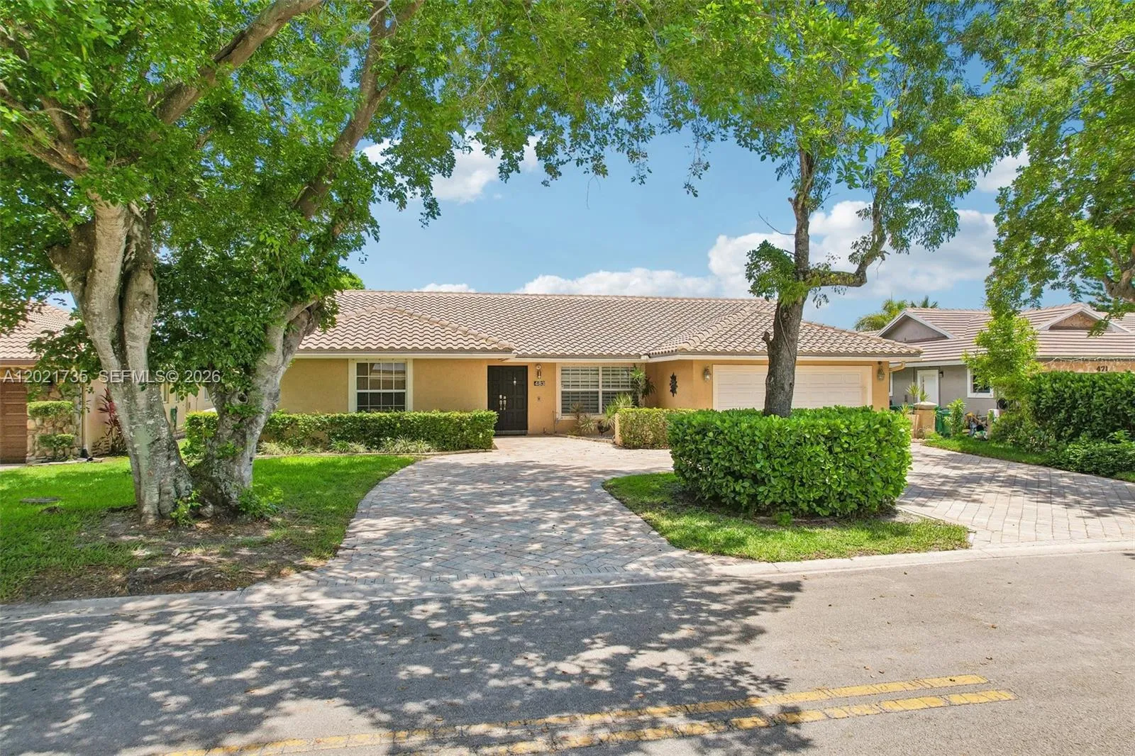 483 NW 107th Ave, Coral Springs FL 33071