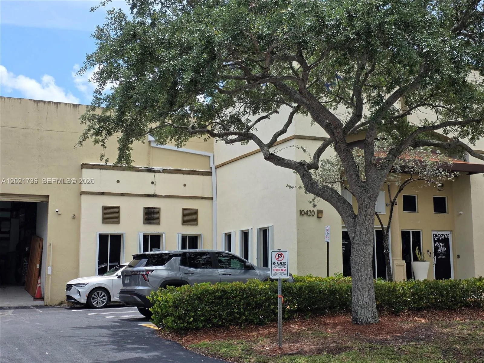 10420 NW 37th Ter, Doral FL 33178