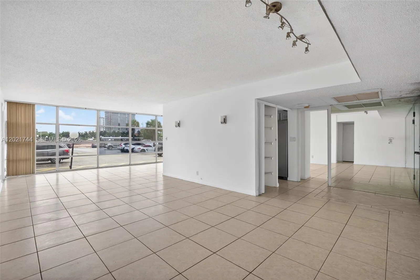 2 bedroom 2 bath for sale at 2000 Atlantic Shores Blvd # 120, Hallandale Beach FL 33009