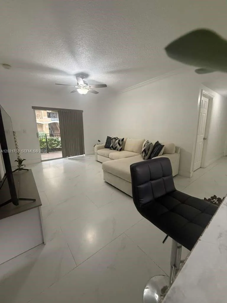 215 SW 117th Ter # 14107, Pembroke Pines FL 33025