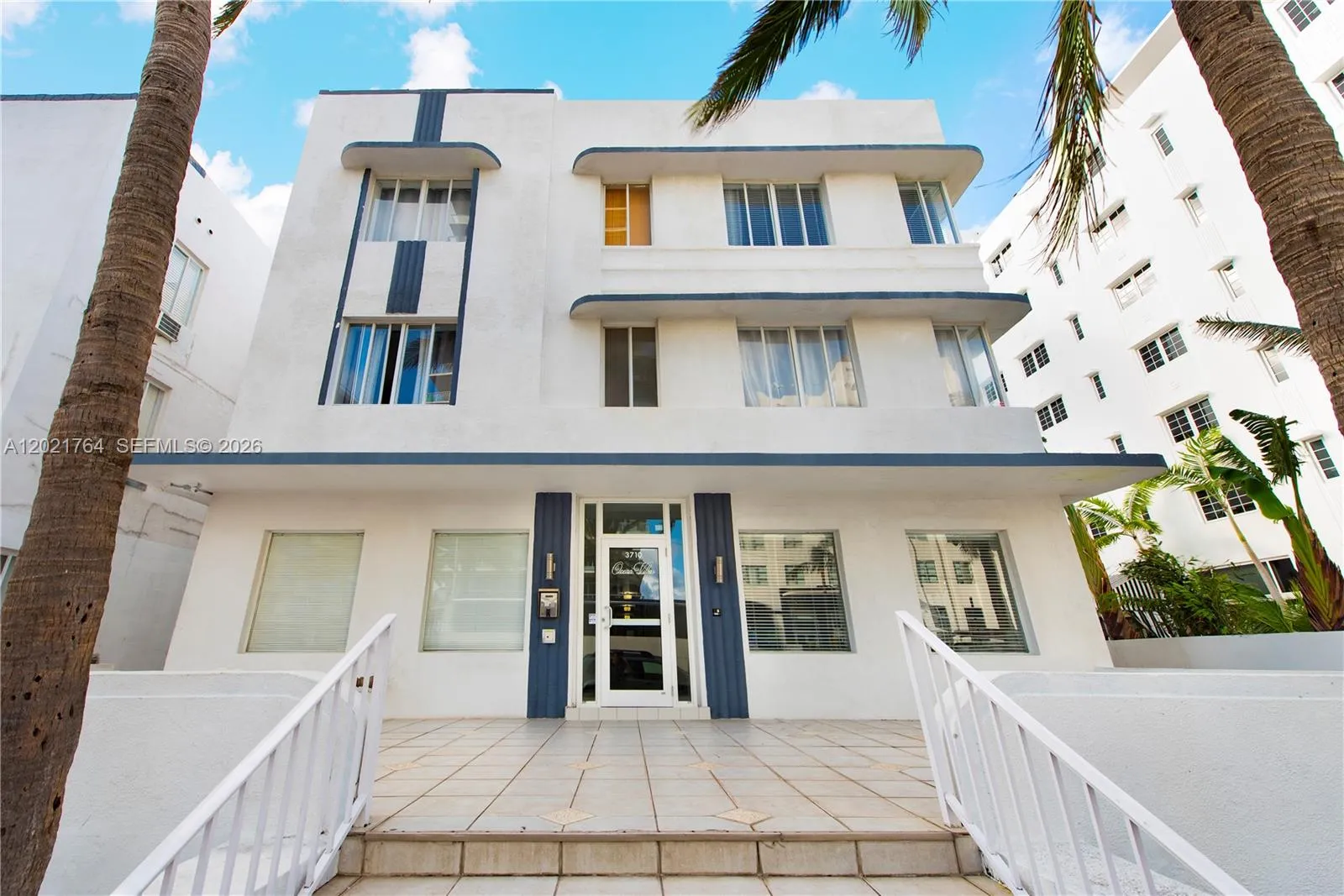 3710 Collins Ave # 305, Miami Beach FL 33140