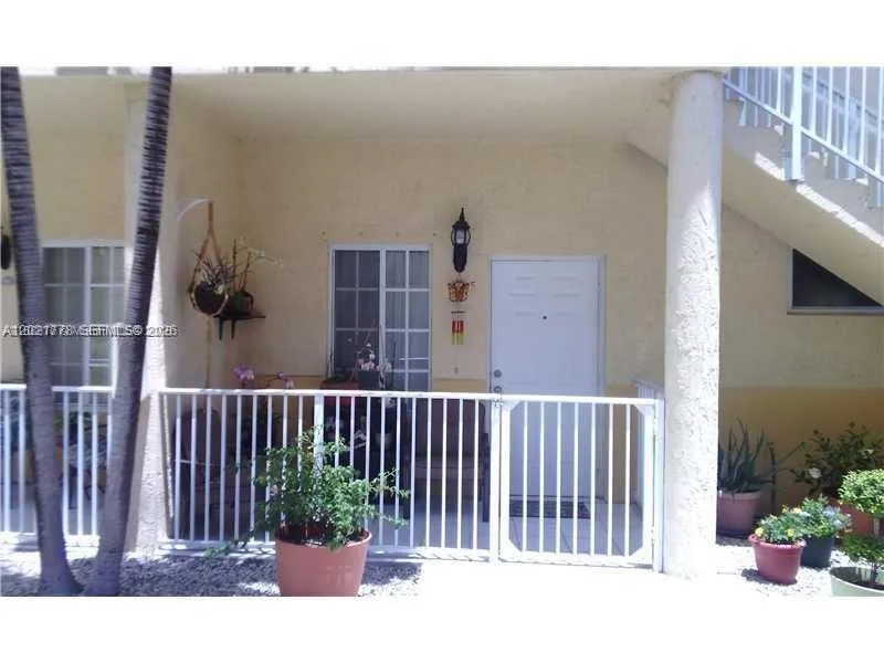 6922 NW 179th St # 5, Hialeah FL 33015