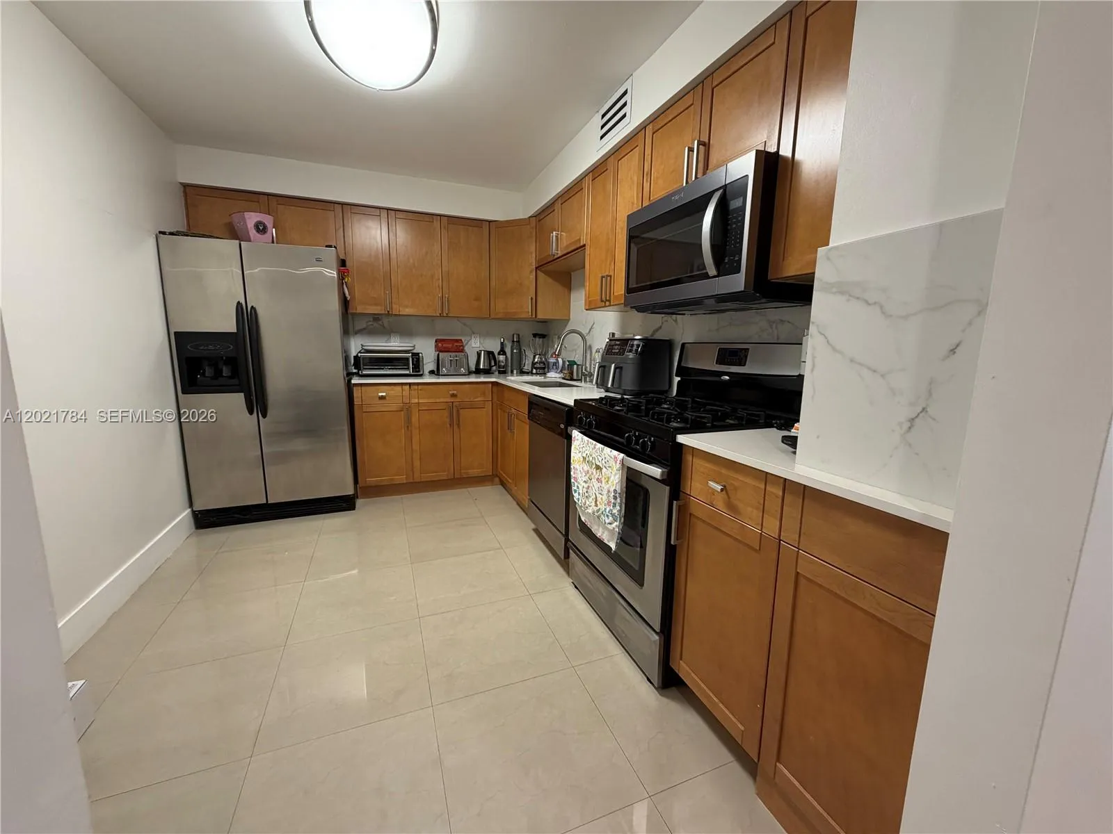 2030 S Ocean Dr # 2118, Hallandale Beach FL 33009