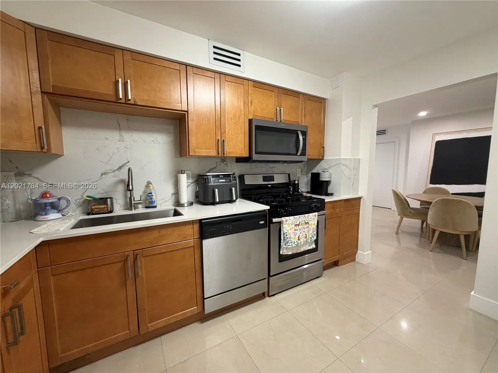 2030 S Ocean Dr # 2118, Hallandale Beach FL 33009