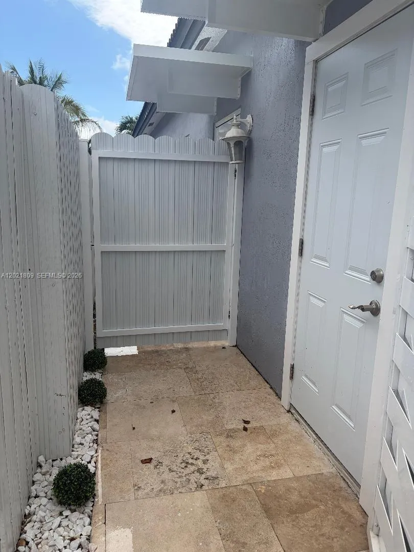 6803 SW 158th Ave rear, Miami FL 33193