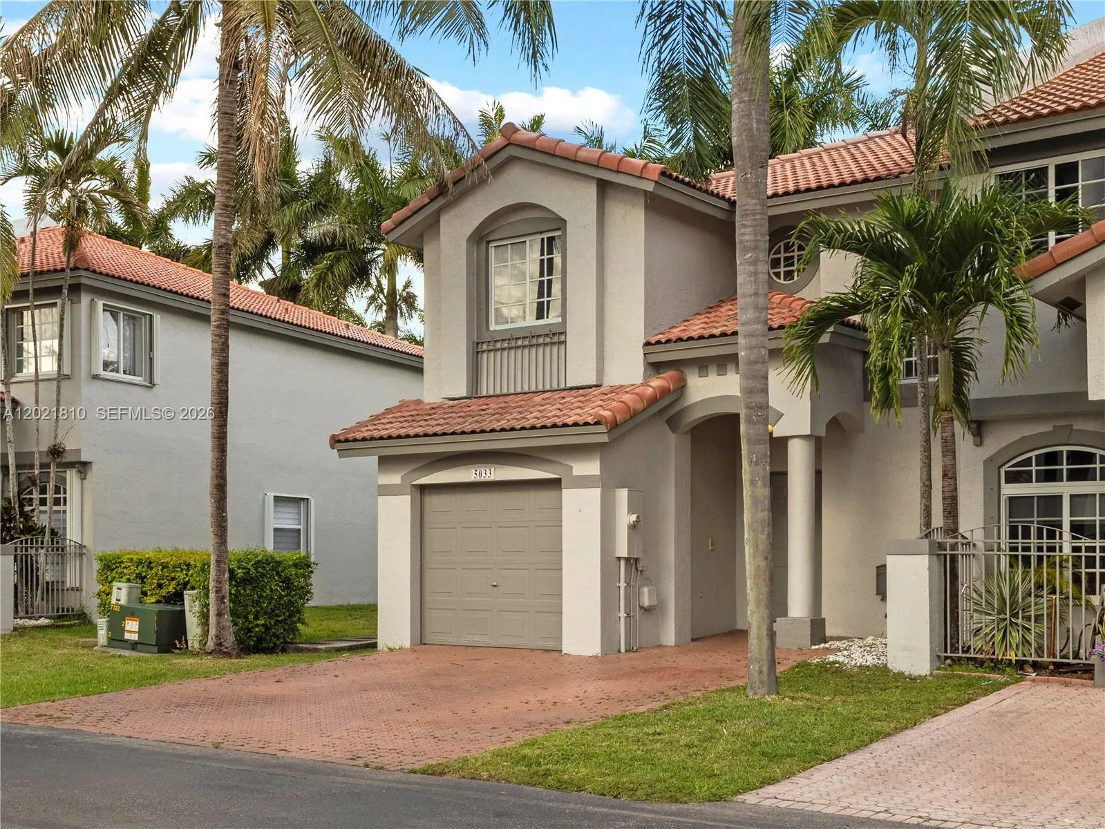 3 bedroom 2 bath for sale at 5033 NW 114th Ct, Doral FL 33178
