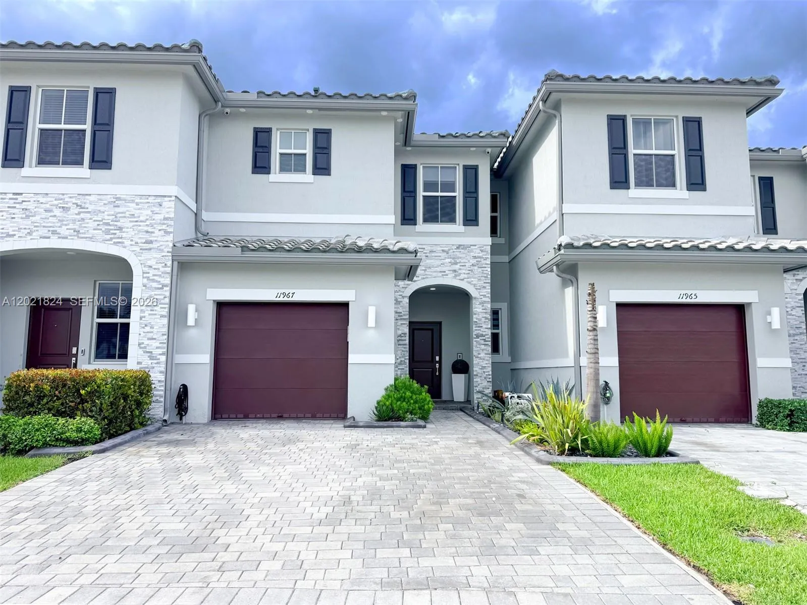 11967 NW 46th St, Coral Springs FL 33076