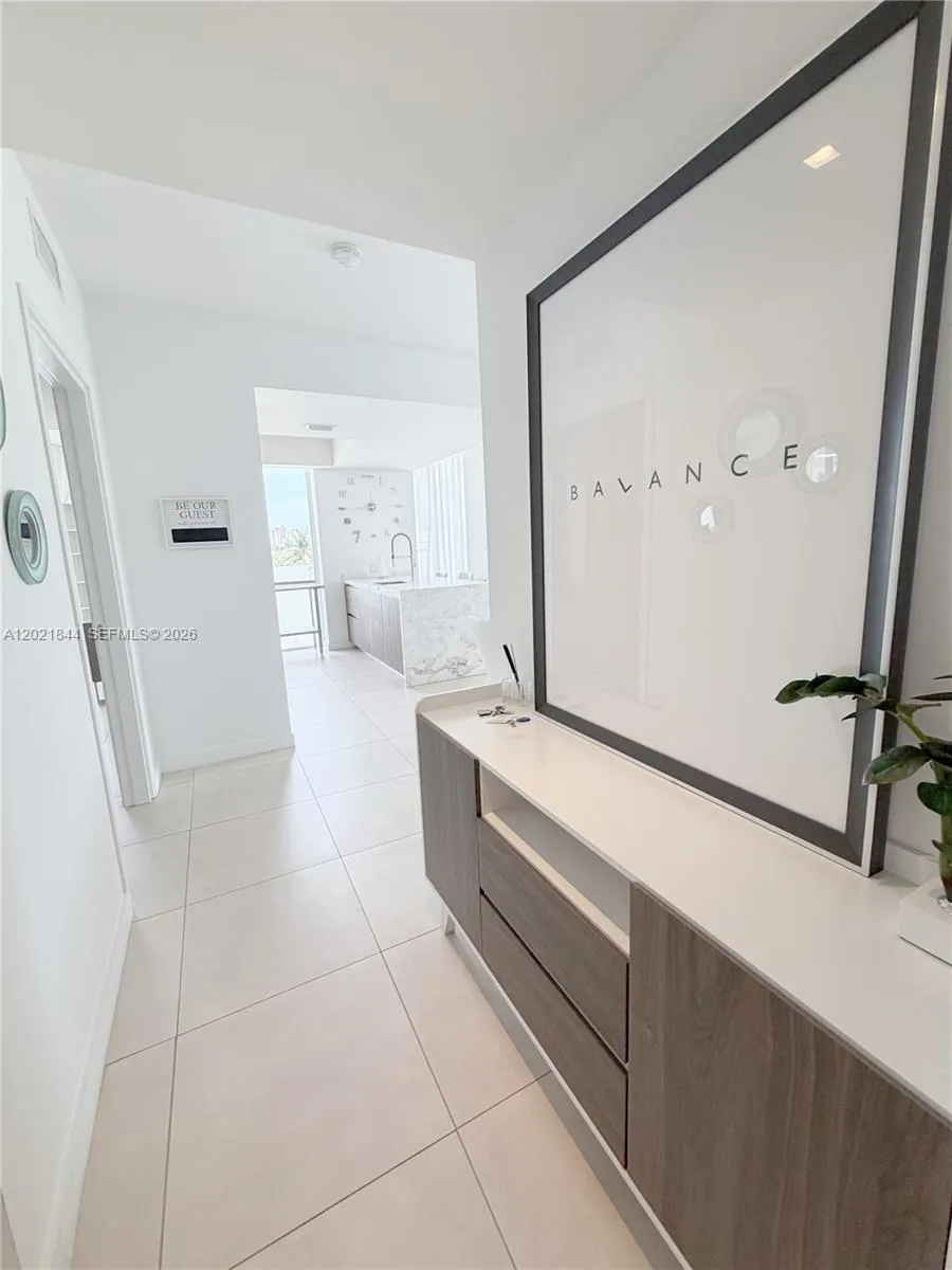 401 N Birch Rd # 415, Fort Lauderdale FL 33304