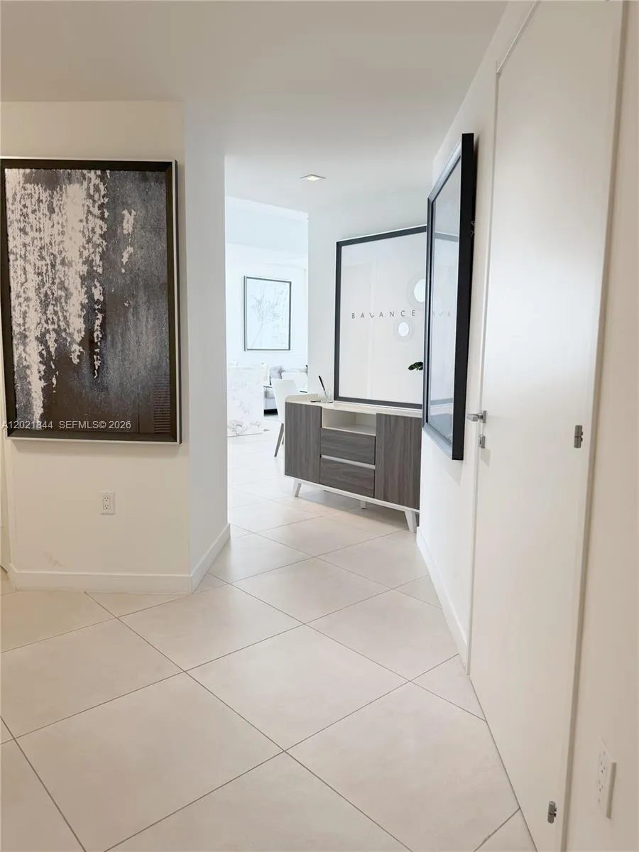 401 N Birch Rd # 415, Fort Lauderdale FL 33304