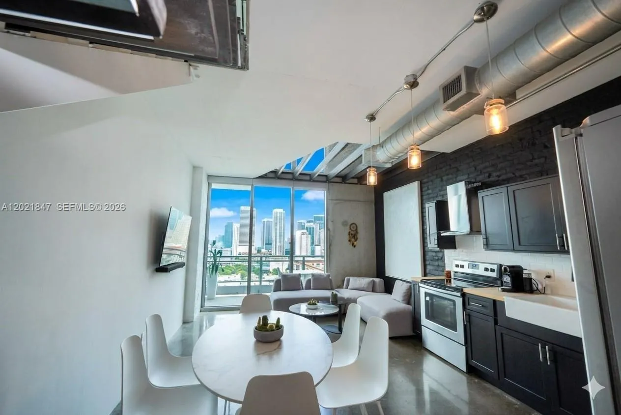 690 SW 1st Ct # 1913, Miami FL 33130