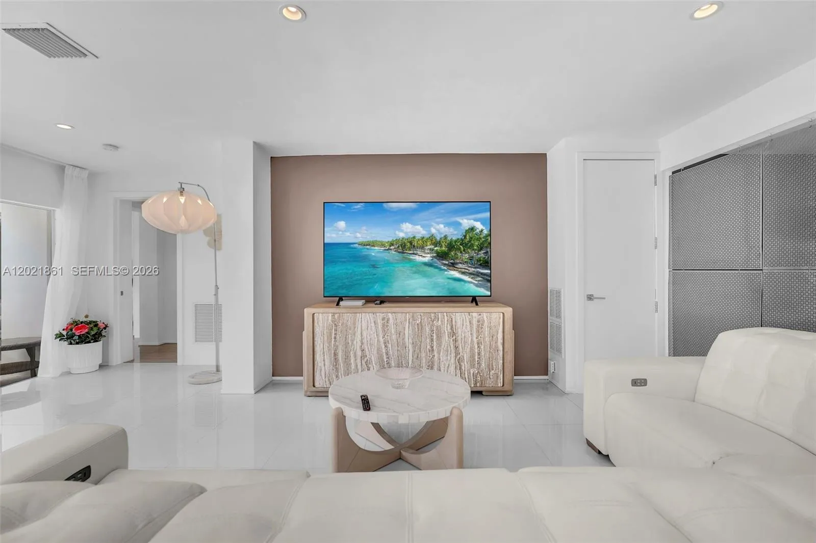 203 Ridgewood Rd, Coral Gables FL 33133