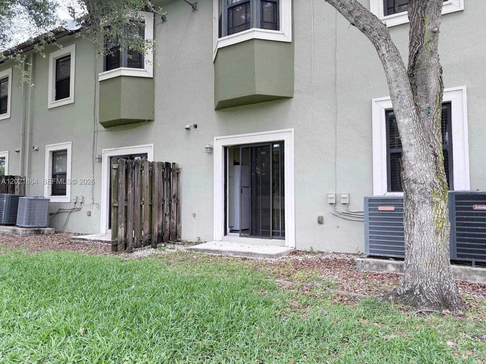 3585 NE 5th St # 102, Homestead FL 33033