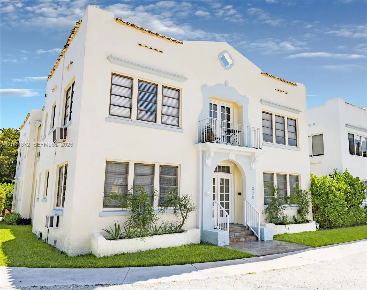 320 Mendoza Ave # 2, Miami FL 33134