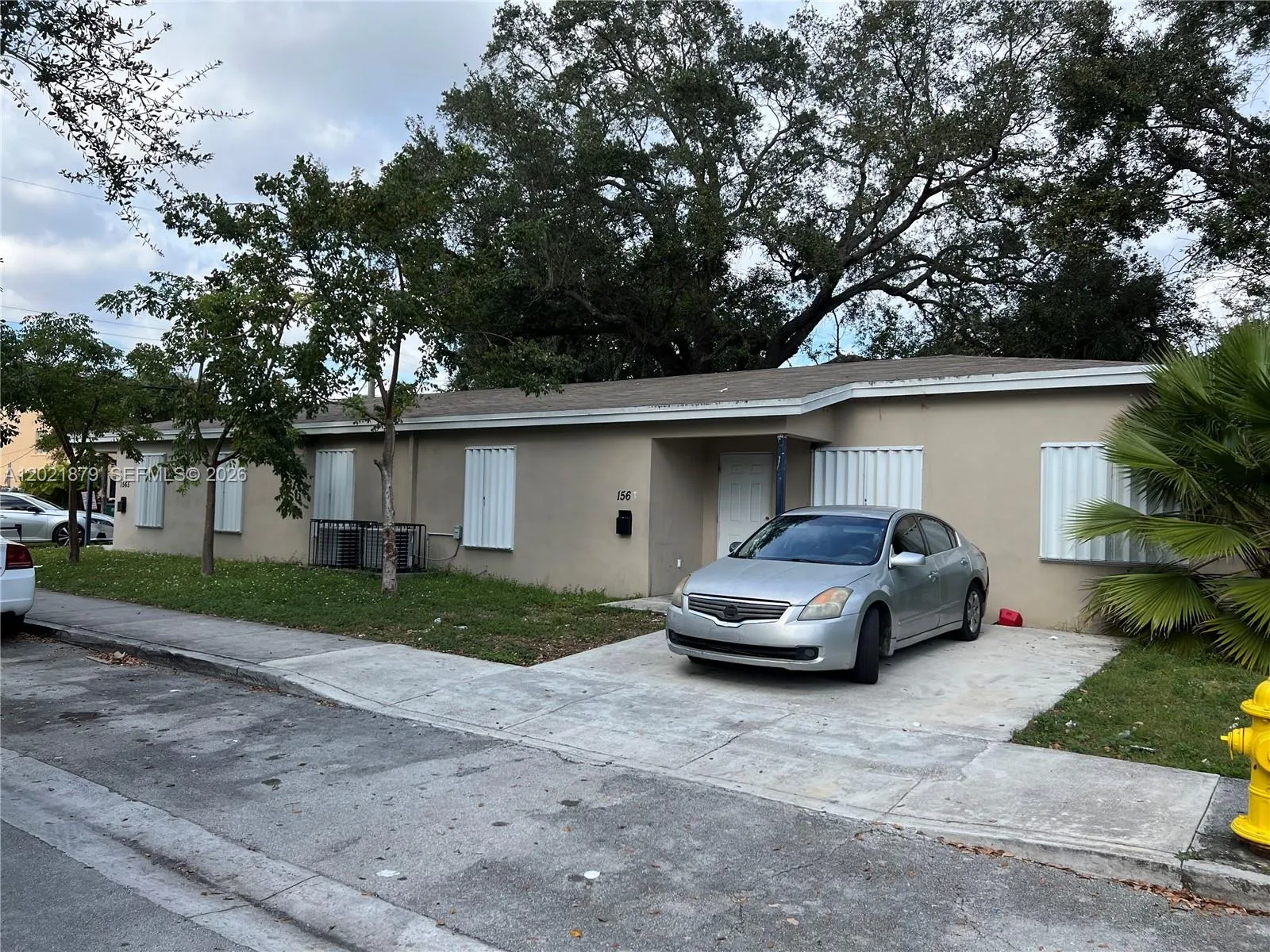 1565 NW 47th St, Miami FL 33142