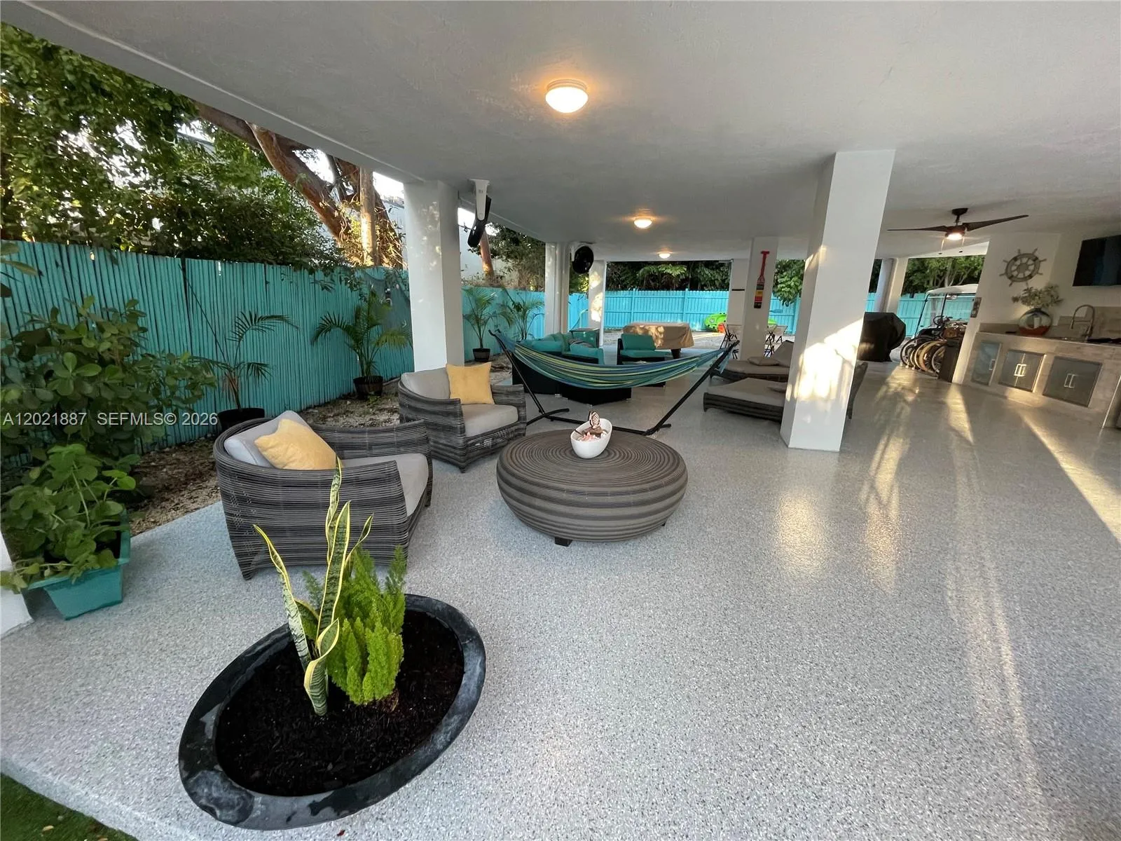 414 Coconut Dr, Key Largo FL 33037