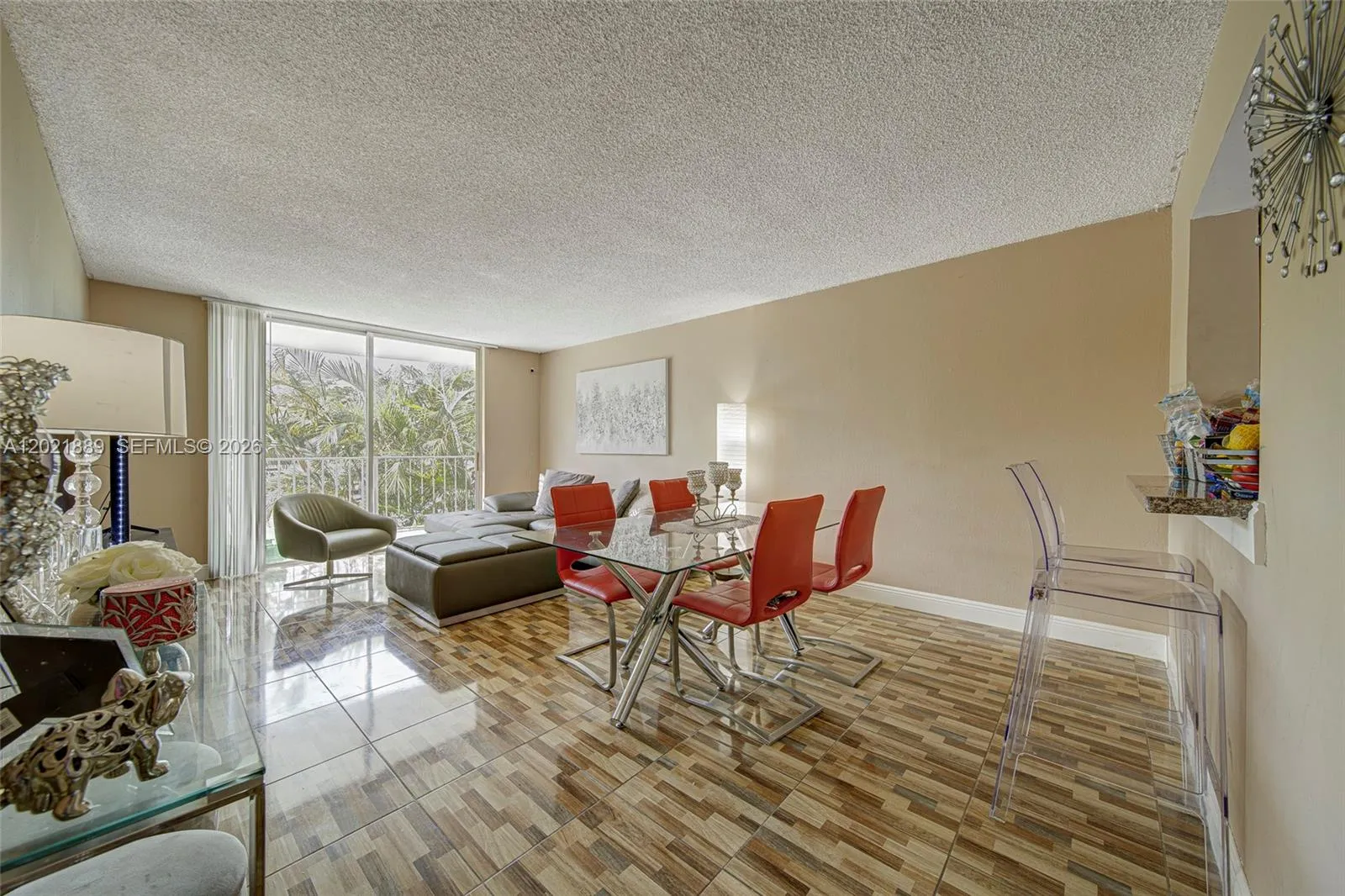 494 NW 165th St Rd # 205, Miami FL 33169