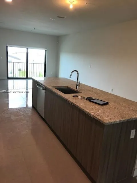 7805 NW 104 Ave # 31, Doral FL 33178