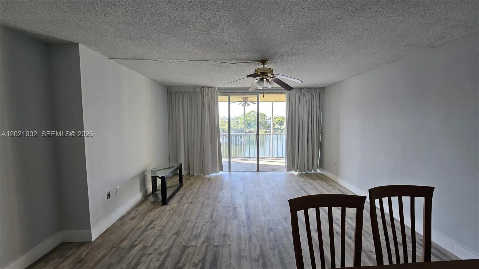 1750 NE 191st St # 4, Miami FL 33179