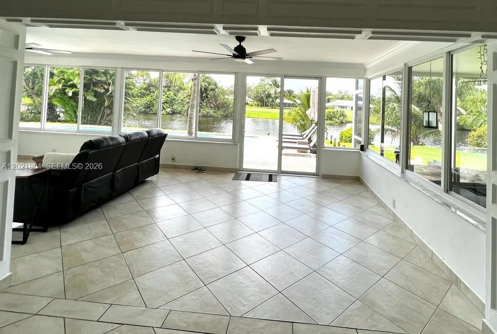 3324 Lakeview Blvd, Delray Beach FL 33445
