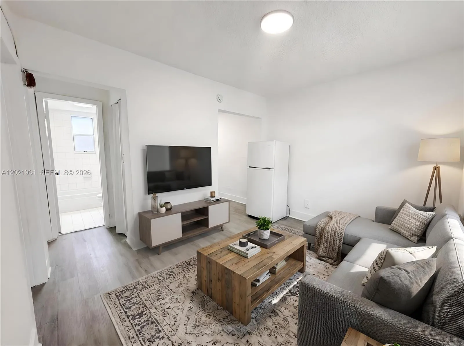 220 NW 11th Ter # 3, Miami FL 33136