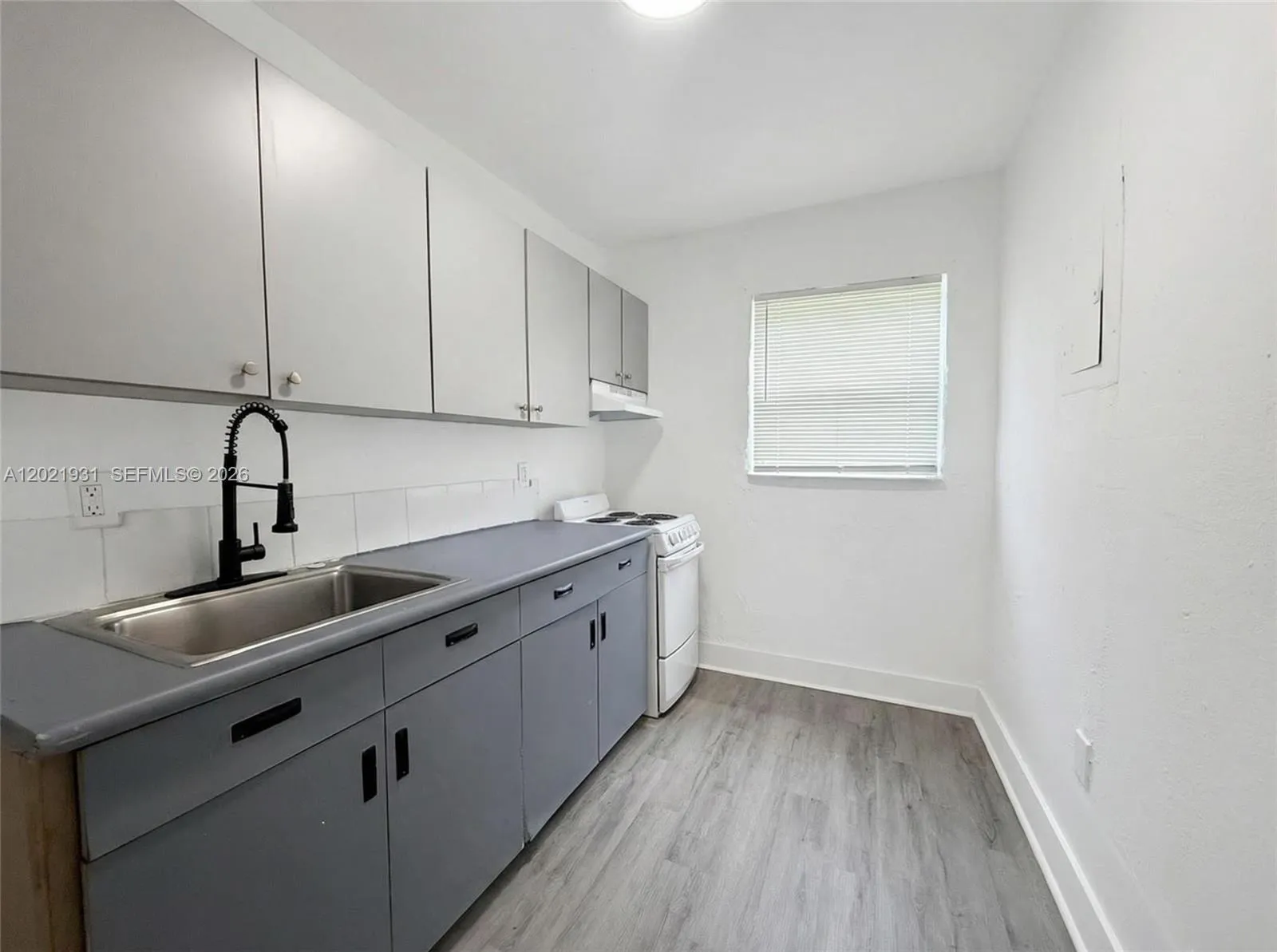 220 NW 11th Ter # 3, Miami FL 33136