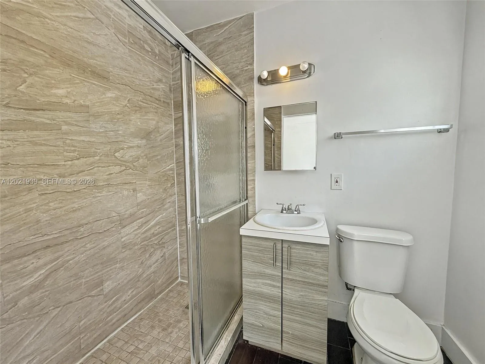 1040 NW 3rd Ave # 5, Miami FL 33136
