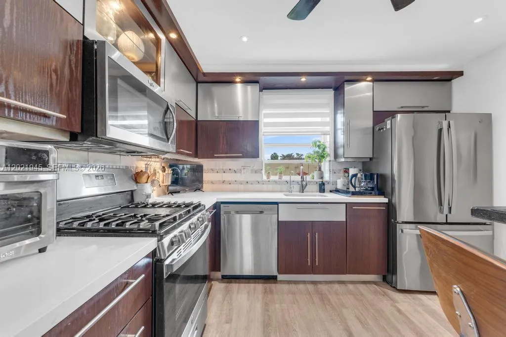 2 bedroom 2 bath for sale at 8394 SW 154th Ave # 43, Miami FL 33193