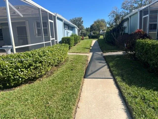 1215 NW Sun Terrace Cir, Port St. Lucie FL 34986