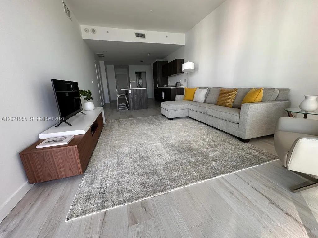 480 NE 31st St # 1902, Miami FL 33137