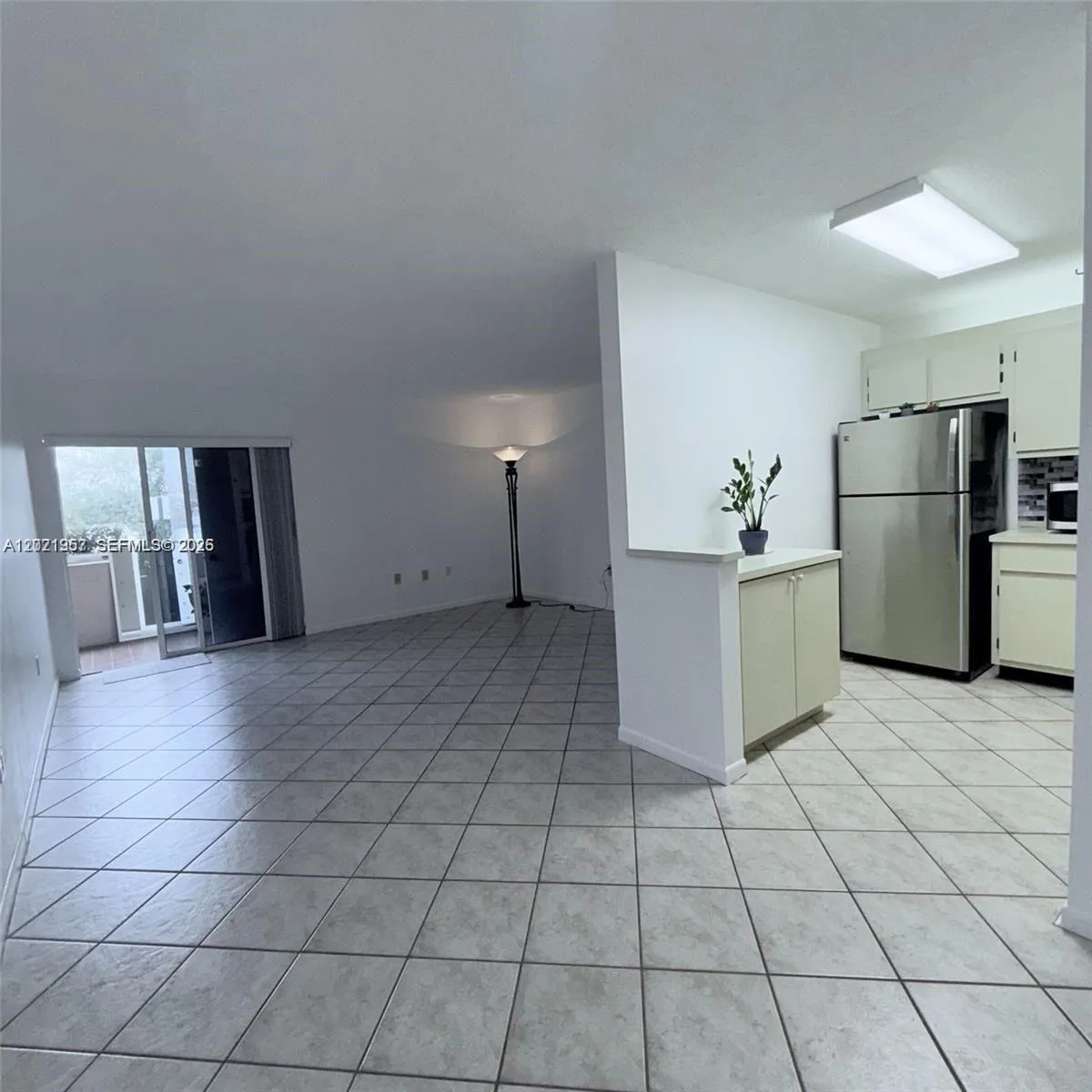 4760 NW 102nd Ave # 12, Doral FL 33178