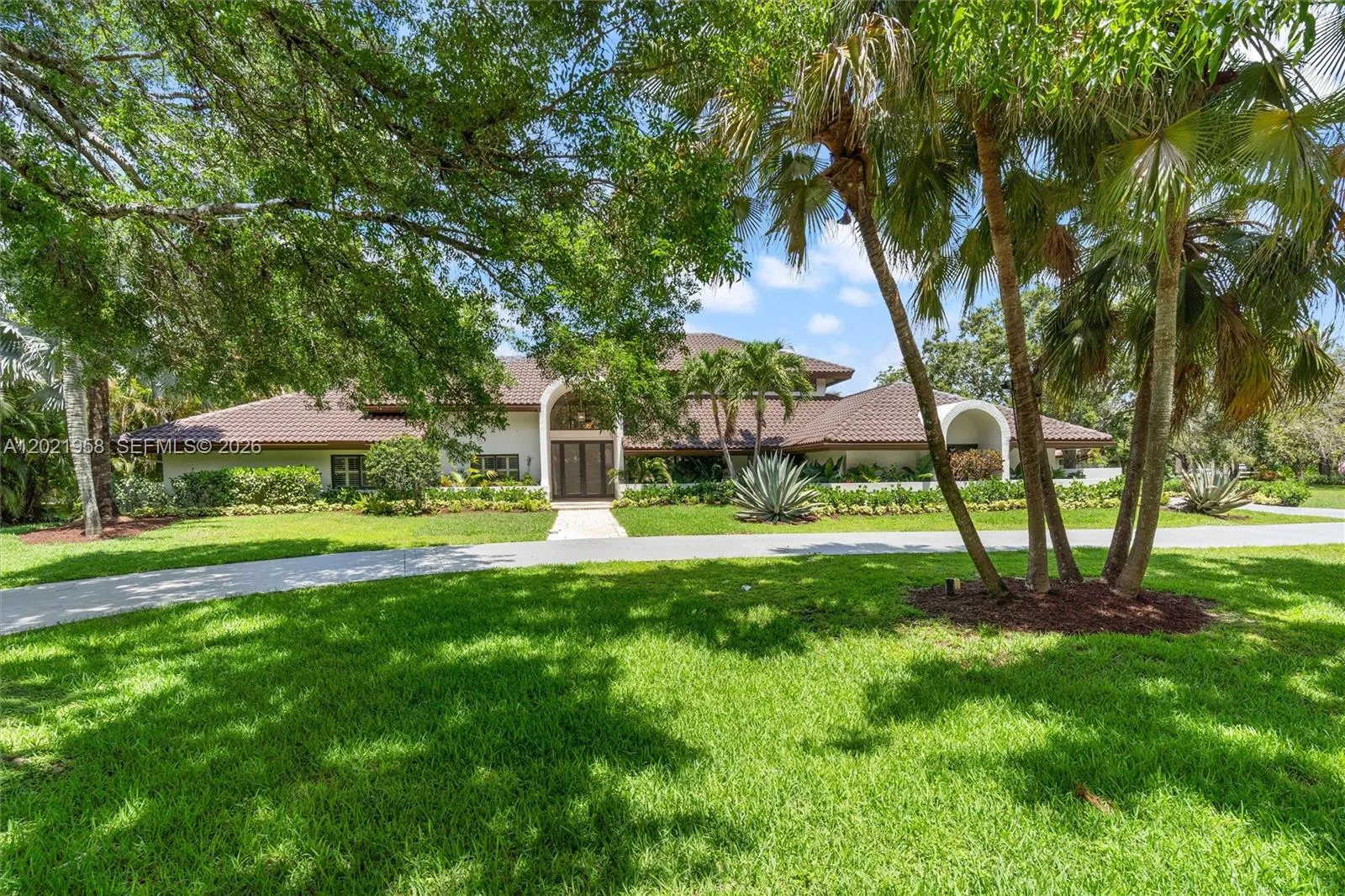 7011 Hialeah Ln, Parkland FL 33067