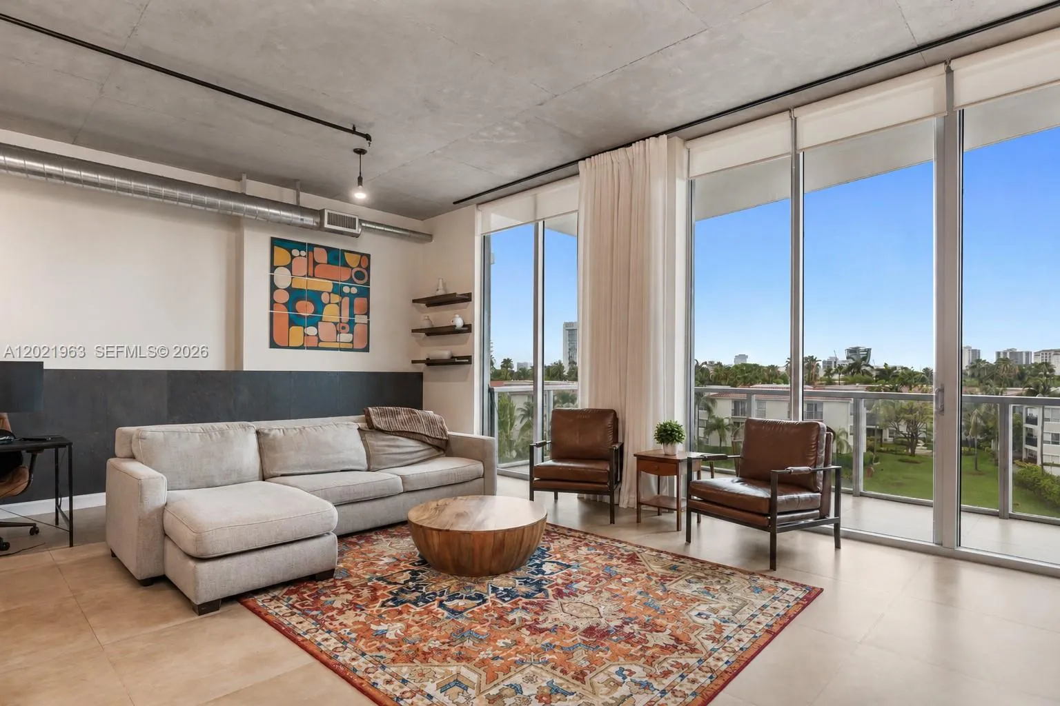 2 bedroom 2 bath for sale at 3029 NE 188th St # 405, Aventura FL 33180