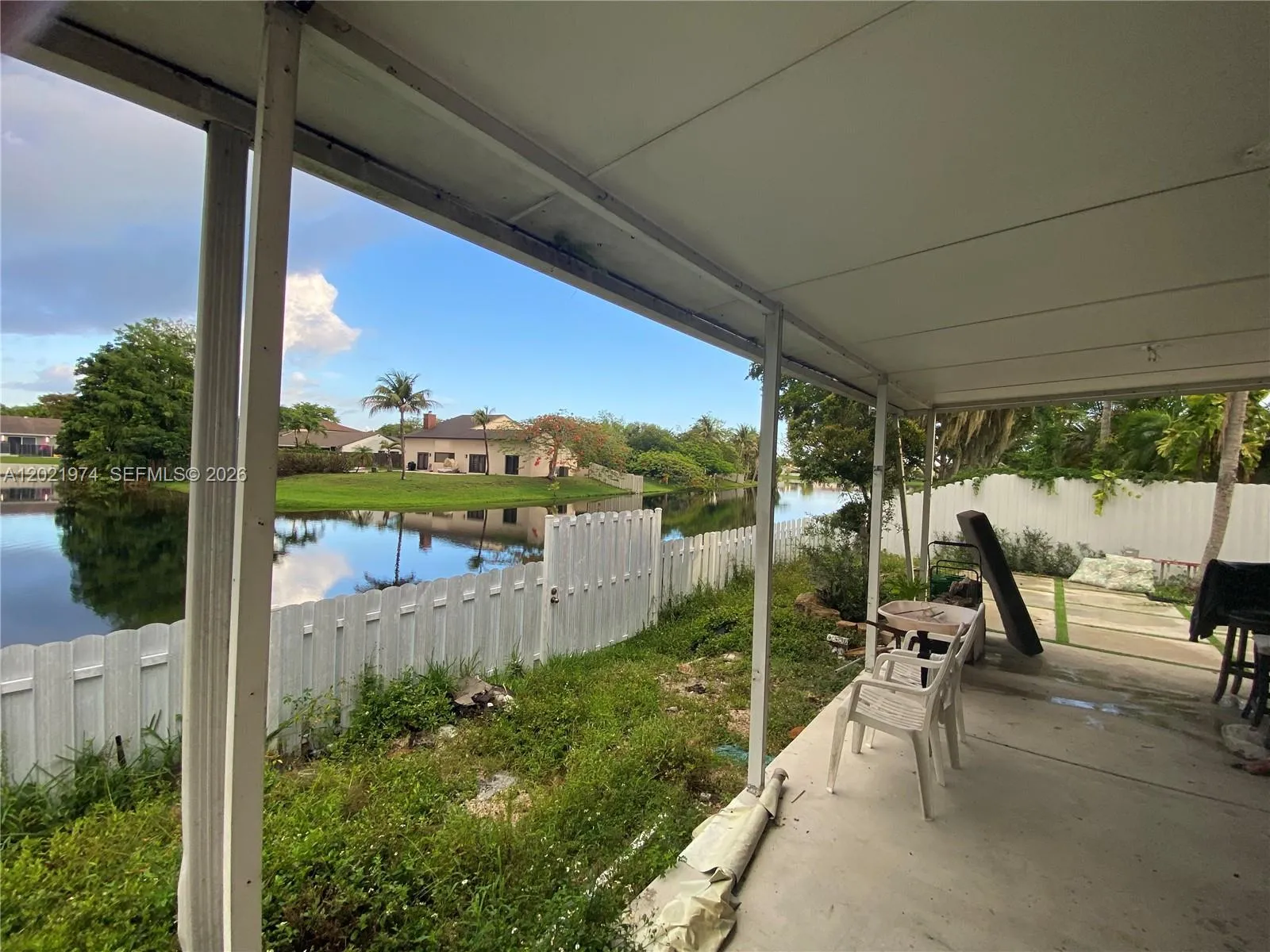 901 Cumberland Ter, Davie FL 33325