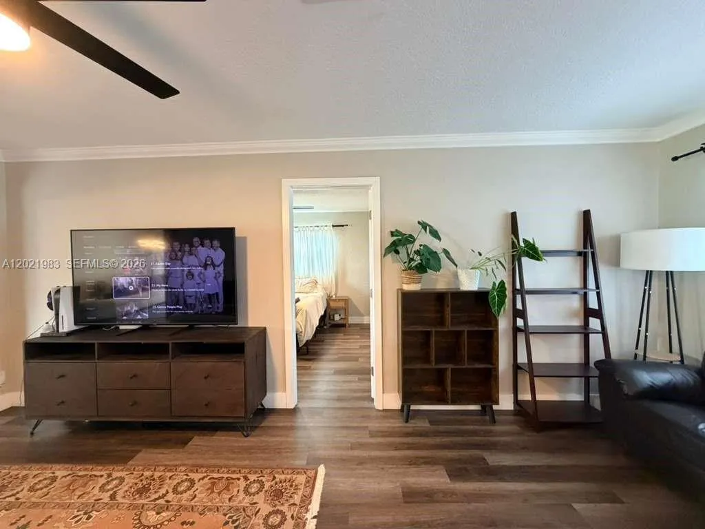 2631 NW 94th Ave # 2631, Sunrise FL 33322