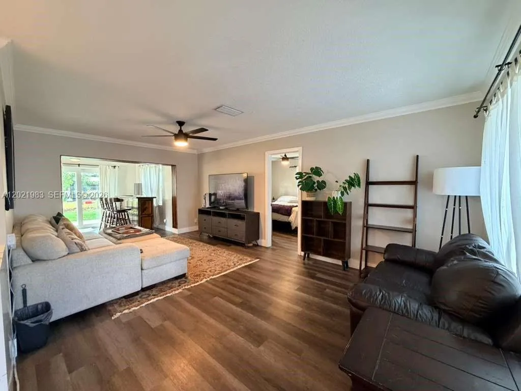 2631 NW 94th Ave # 2631, Sunrise FL 33322