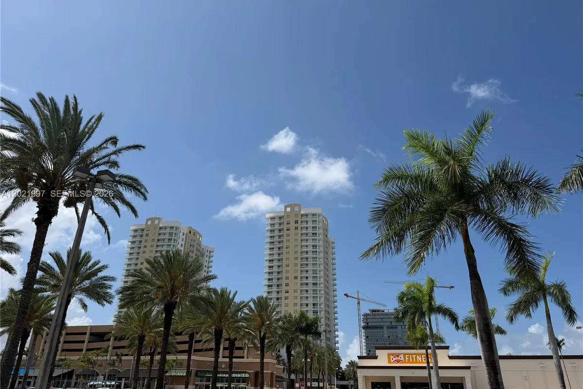 1755 E Hallandale Beach Blvd # 2404E, Hallandale Beach FL 33009