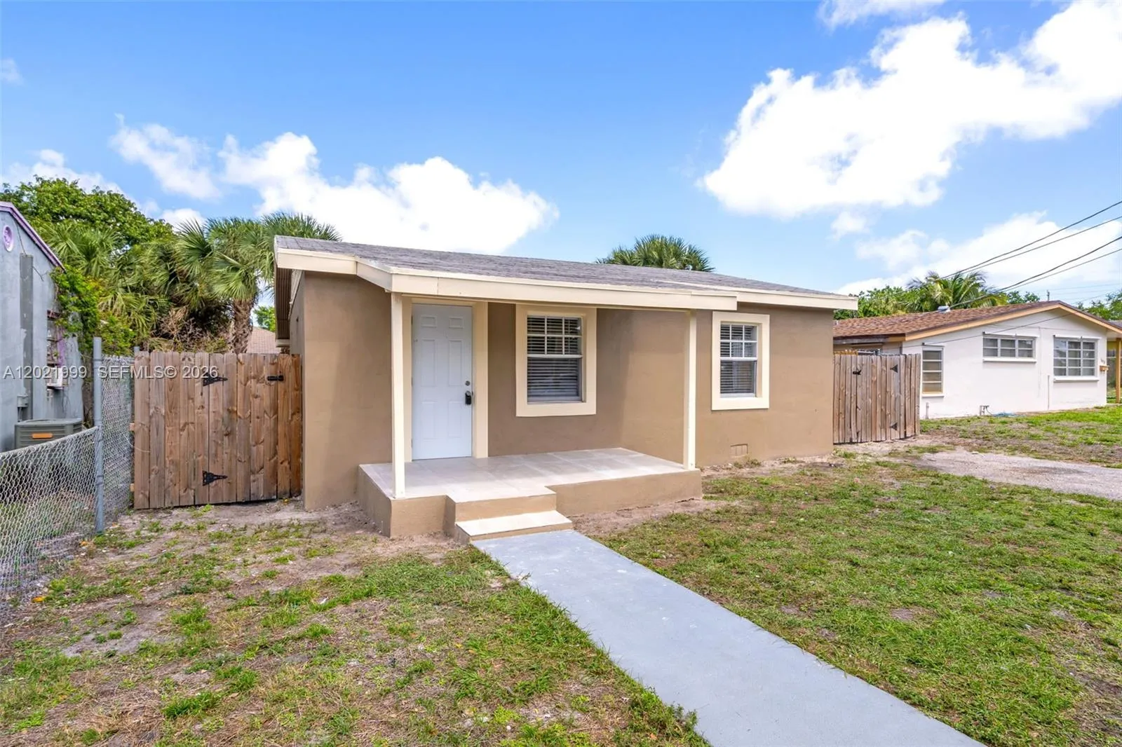 1660 W 26th St, Riviera Beach FL 33404